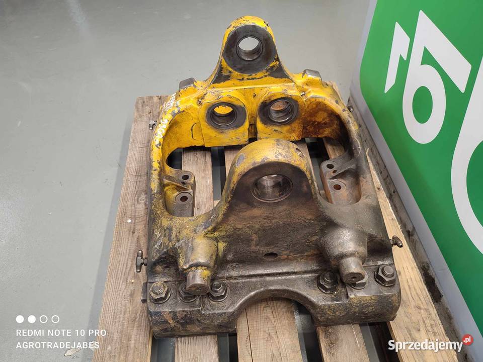 Wieszak Ramienia Massey Ferguson 860 Wilkowo
