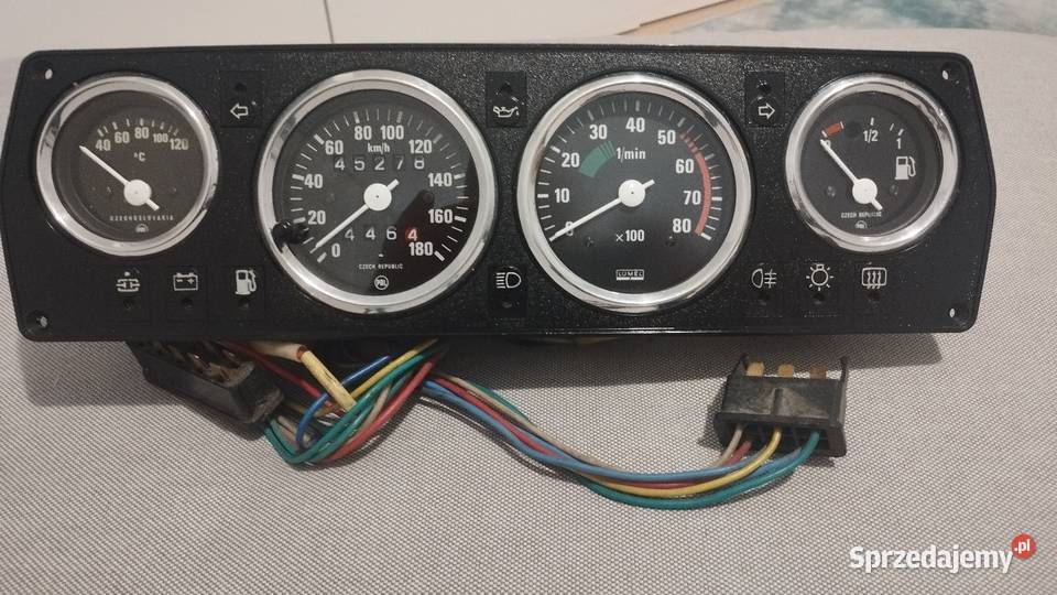 ZEGARY LICZNIK SKODA 136 RAPID 130 GARDE 120 GLS osobowe Pozostałe Świdnica sprzedam