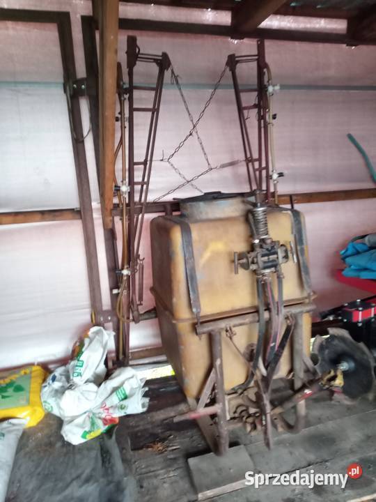 Opryskiwacz ciągnikowy Termit