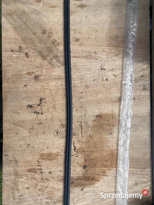 BMW F20 F20N usczelka drzwi 51337240850 Karoseria podkarpackie Dębica sprzedam