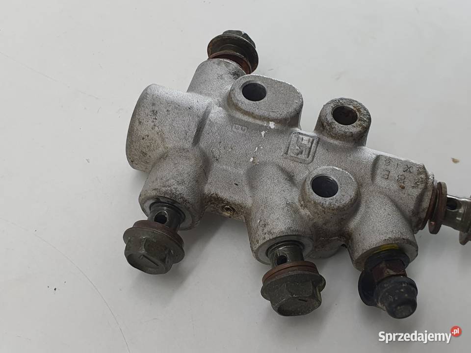 POMPA HAMULCOWA TROJNIK ROZDZIELACZ TGB BLADE łódzkie Janowice