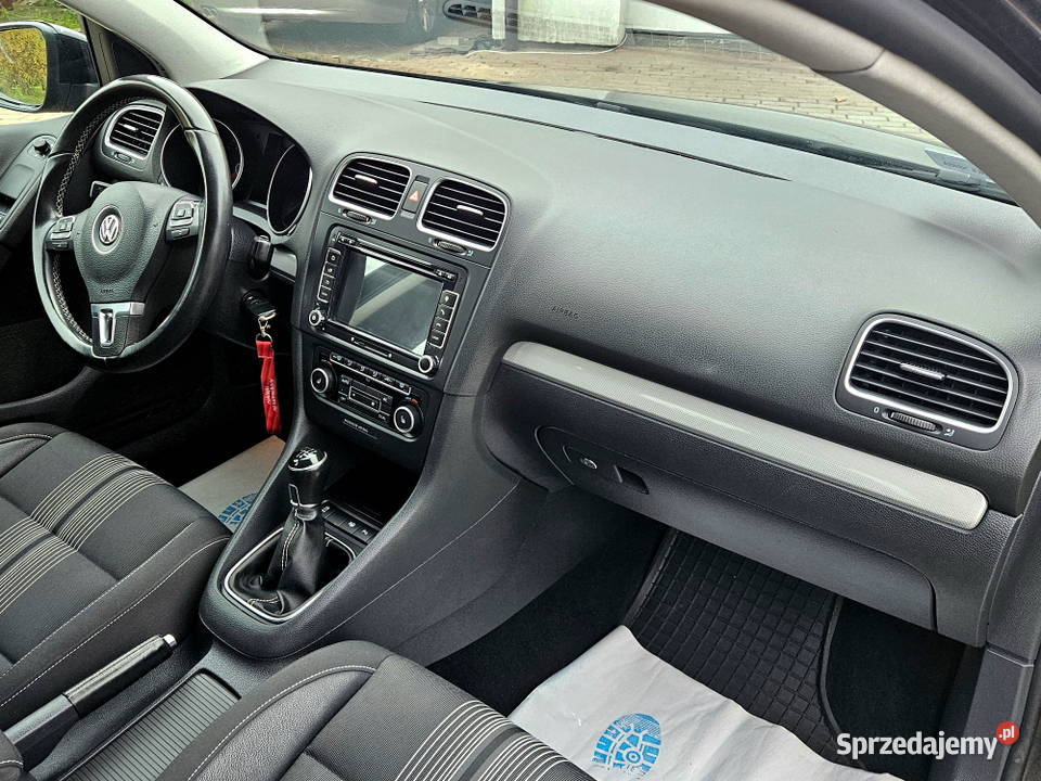 VW GOLF VI 16 TDI 105 Common rail WERSJA MATCH pierwszy właściciel