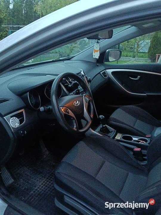 Hyundai i30 16CRDI nieuszkodzony Komórki sprzedam