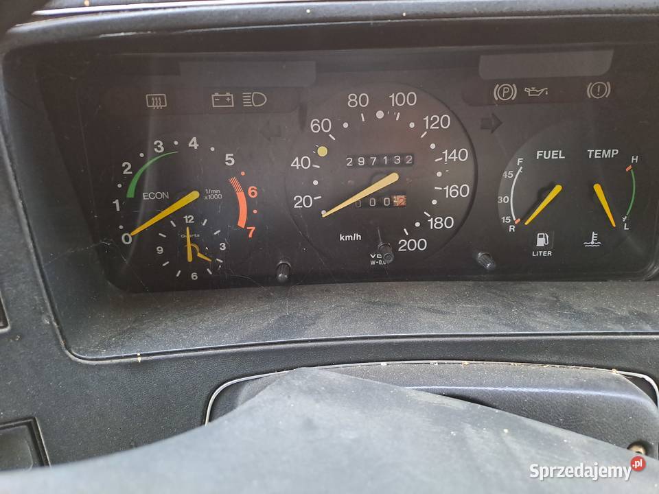 SAAB 900 90r 20B w całości Rok produkcji 1990 900 Myślibórz