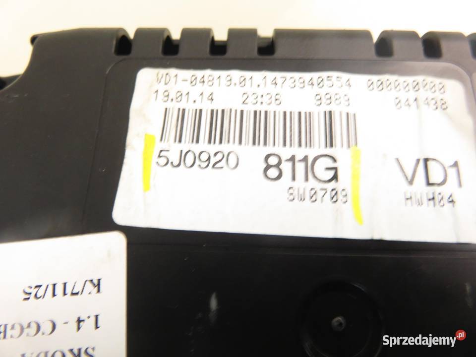 LICZNIK SKODA FABIA II 14 5J0920811G osobowe