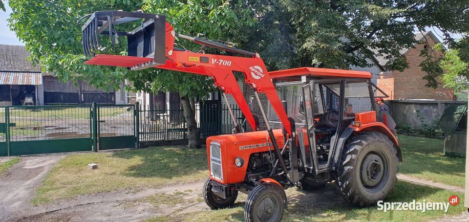 Wytrzymały Ładowacz Tur MF c360 Zetor Dostawa małopolskie Jazowsko