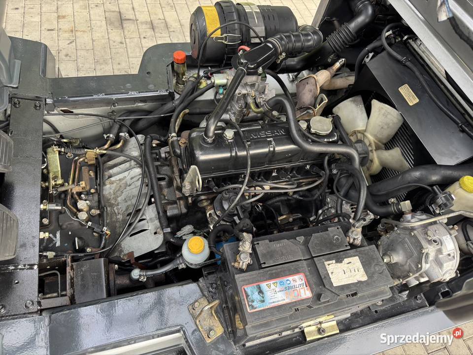 Wózek widłowy Nissan 25 t triplex wolny skok Wilkołaz-Stacja Kolejowa sprzedam