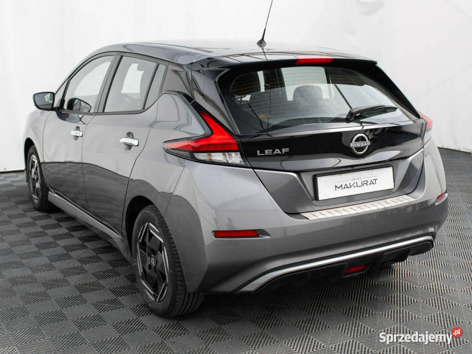 Nissan Leaf ZS039TM40kWh Acenta Podgrzf Kcofania Leaf Pępowo
