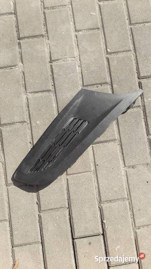 Vw polo 6r 0917r zaślepka kratka prawa halogenu Zamość