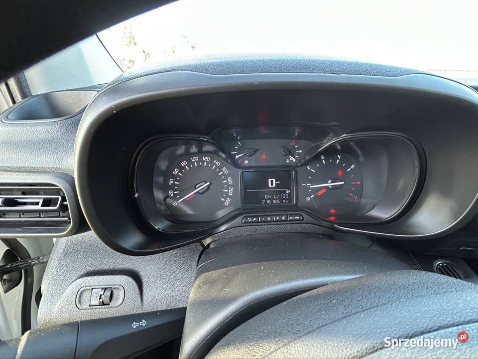 Toyota proace city