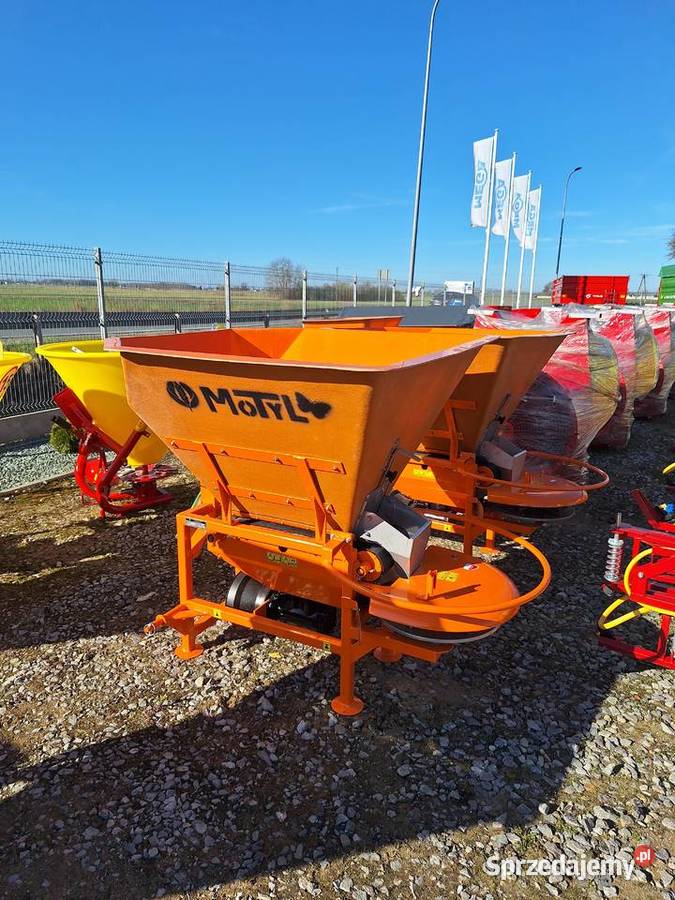 Rozsiewacz nawozu taśmowy Motyl N031 400 600 nieuszkodzony Łuków