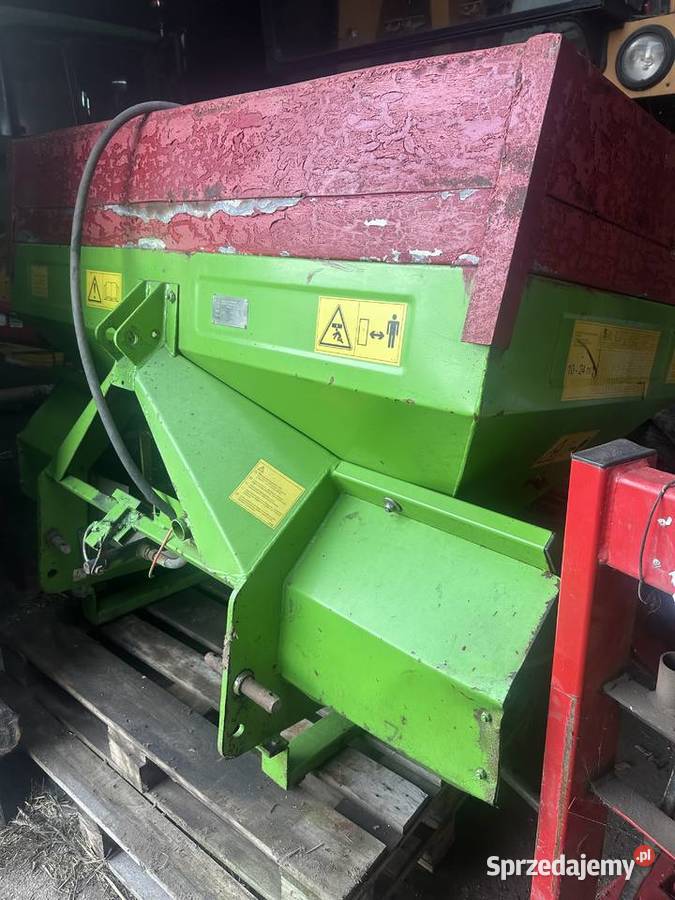 Rozsiewacz nawozu Unia brzeg MS Poręba