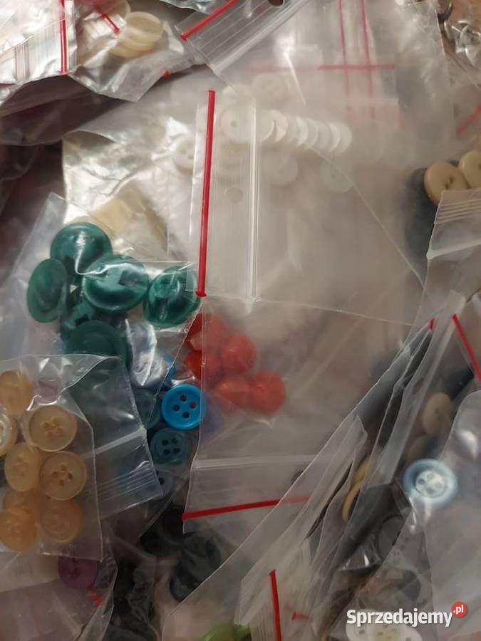 Mix różnokolorowych guzikow Toruń
