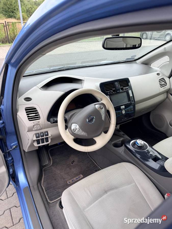 Nissan Leaf ZE0 2012 24 kWh SOH 79 310 438 Łaziska Górne