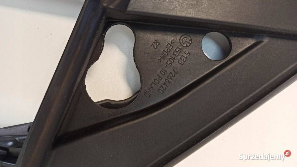 BMW F21 LISTWA DRZWI PRAWA 7268420 Listwy i nakładki