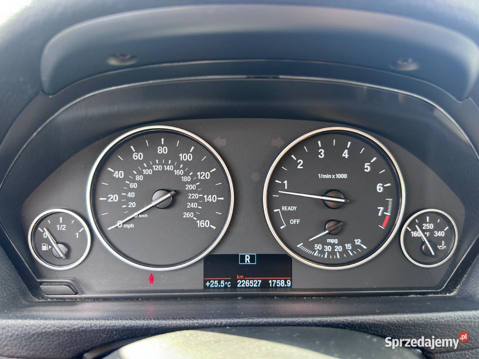 Bmw 320i Benzyna 2017 Zadbany Klimatyzacja sprzedam
