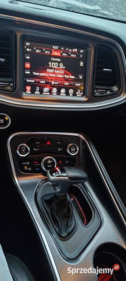 Dodge Challenger 36 świeżo sprowadzony ładny uszkodzony Lębork