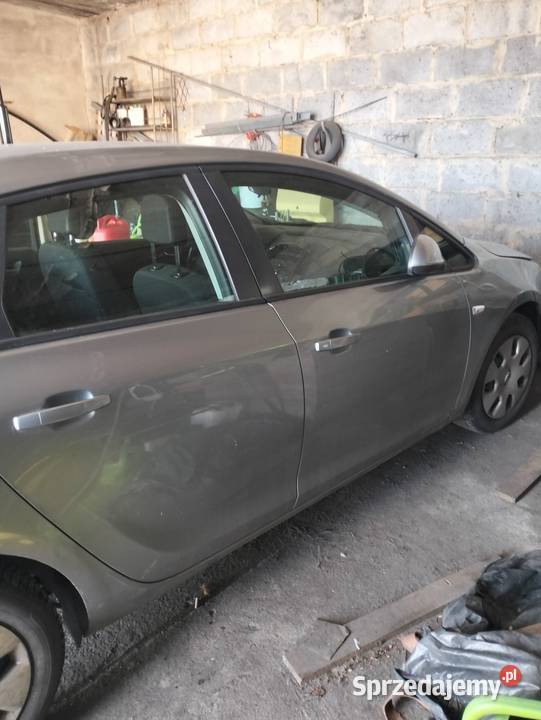 heAsWSprzedam Opel Astra J benzyna+LPG