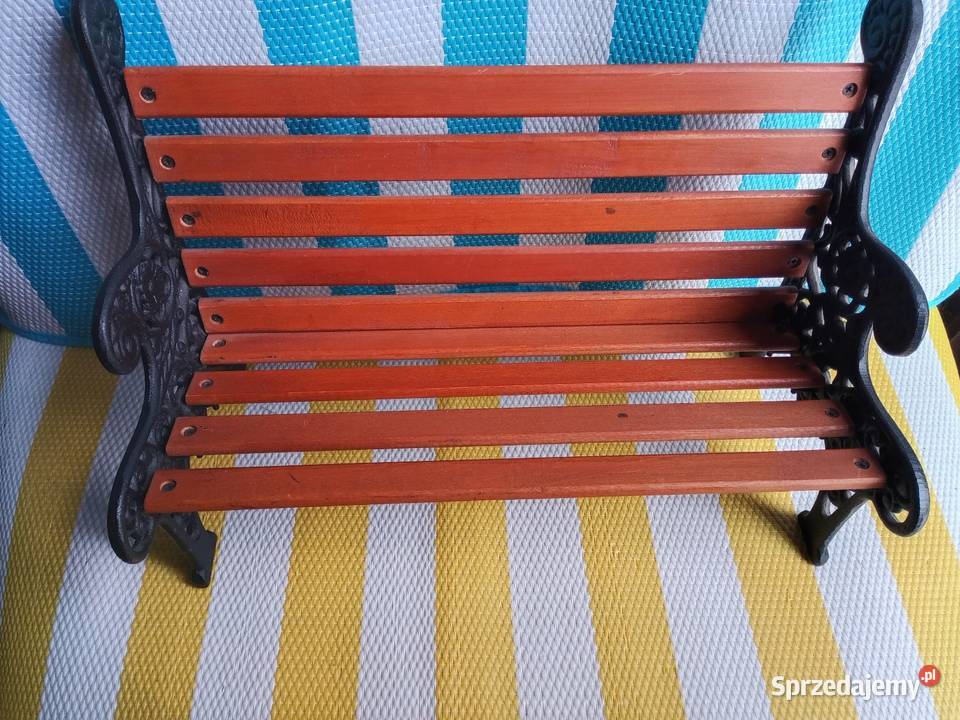 Ławkę sprzedam Borówno