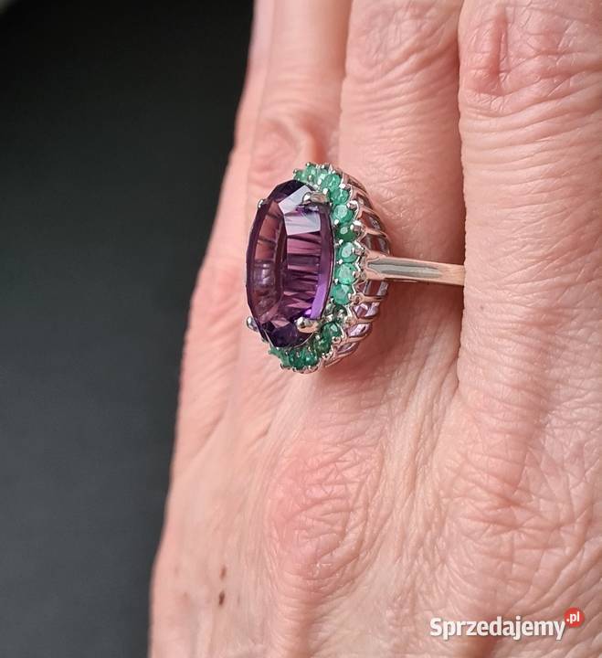 Srebrny pierścionek z ametystem i szmaragdami Otwock