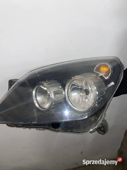 Lampy astra h Stępuchowo