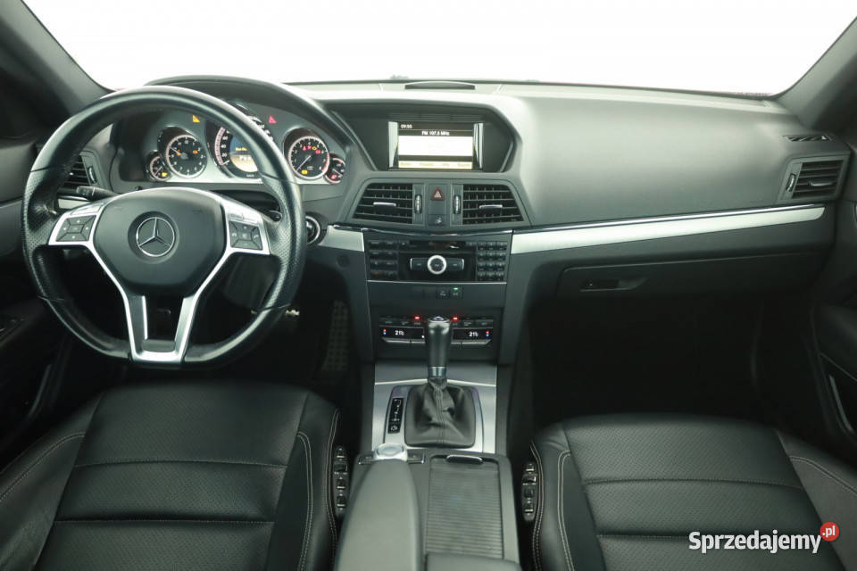 Mercedes E E 200 Piaseczno