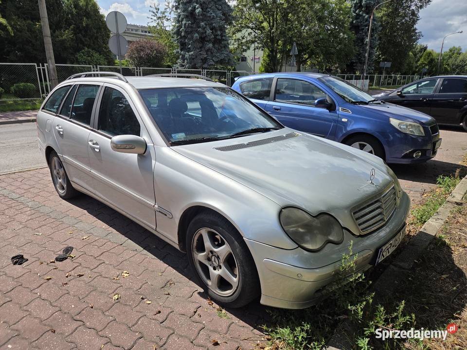 Mercedes c klasa w203 20 kompressor lakier metallic Dąbrowa Górnicza sprzedam
