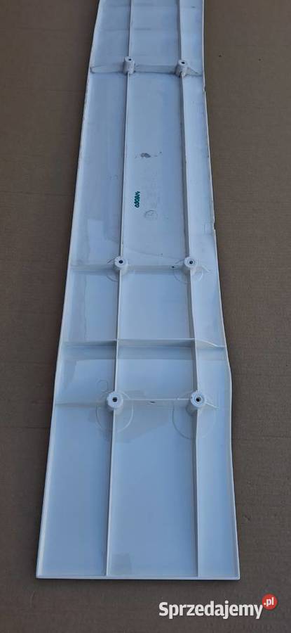 MAN RGX TGA SPOILER LEWY OWIEWKA PION KABINOWY ciężarowe Bieleń