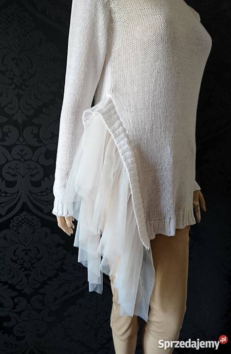 Sweter bawełniany z boku falbana z tiulu biały Gdańsk