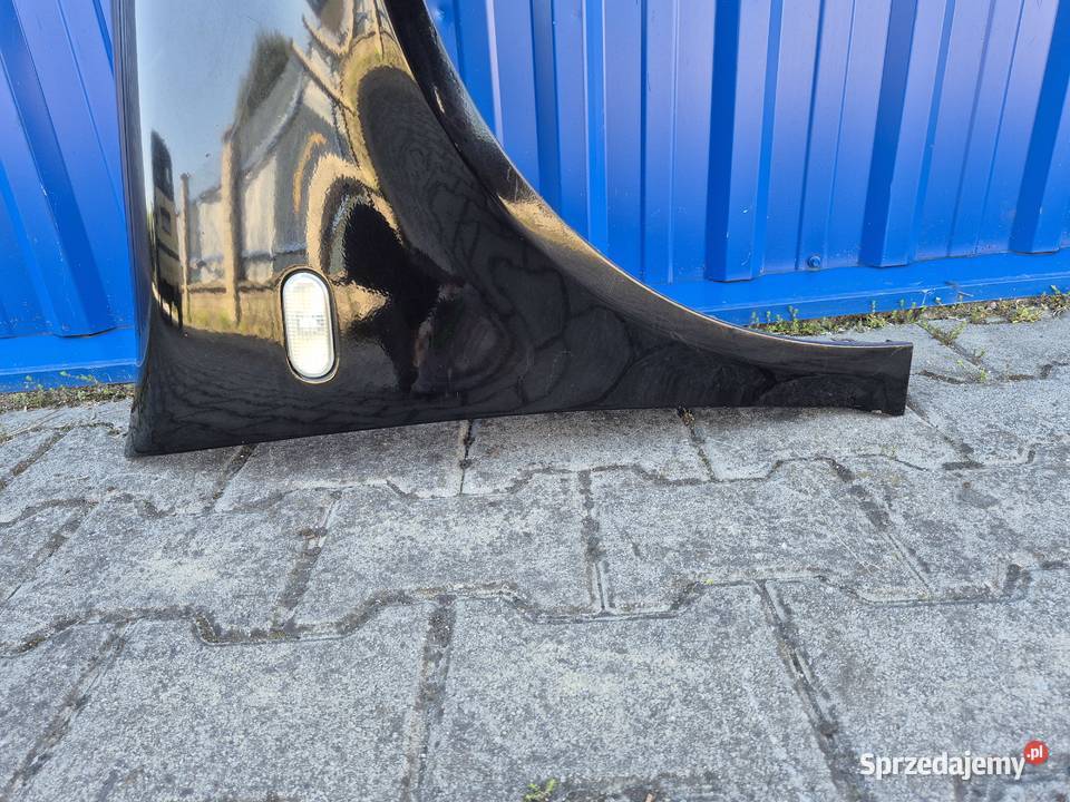 BŁOTNIK PRZÓD PRAWY VW GOLF IV 4 LC9Z CZARNY Działoszyce sprzedam