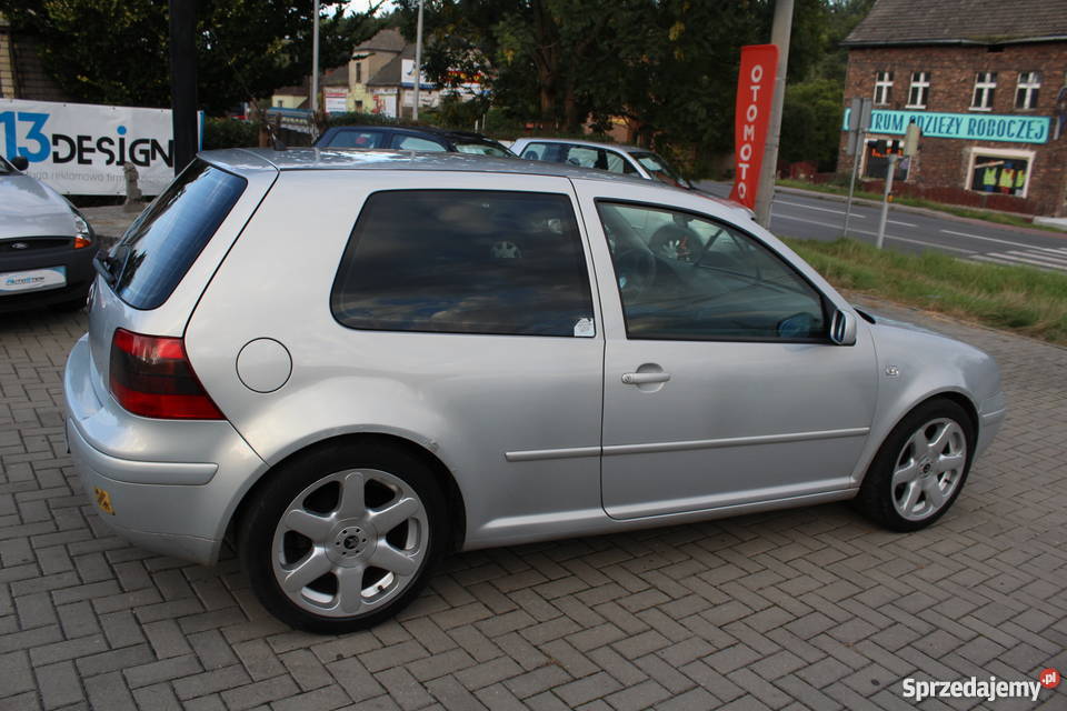 Volkswagen Golf 4 GT 16 101 4900 manualna