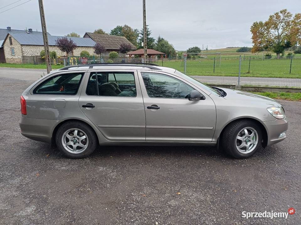 Skoda Octavia 2 II fl 2011 14 tsi salon polska Octavia Pilica