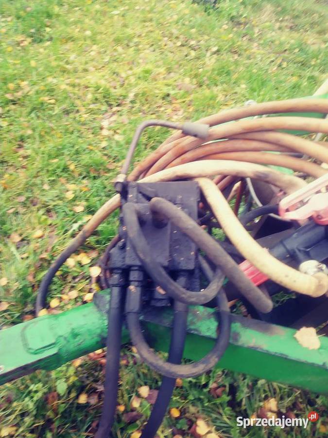 Opryskiwacz 2000l sprzedam