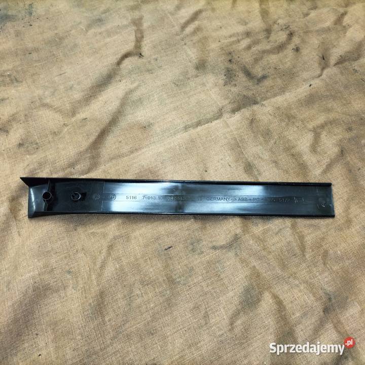 Listwa pionowa słupka pionowego drzwi tylnych osobowe Poręba