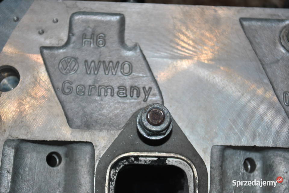 Głowica cylindrów LEWA AUDI A4B5 A6C5 A8D2 Poręba