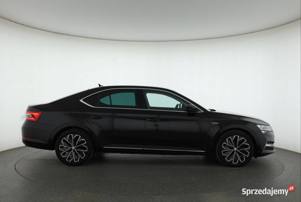 Skoda Superb 20 TDI Rok produkcji 2021 mazowieckie Piaseczno