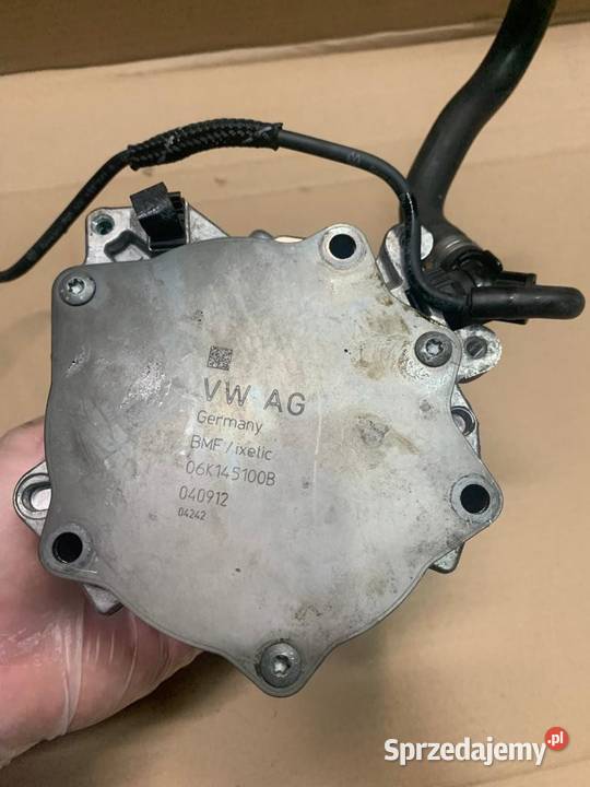 Pompa podciśnienia vacum 06K145100B audi a5 8t Części Szczecin sprzedam