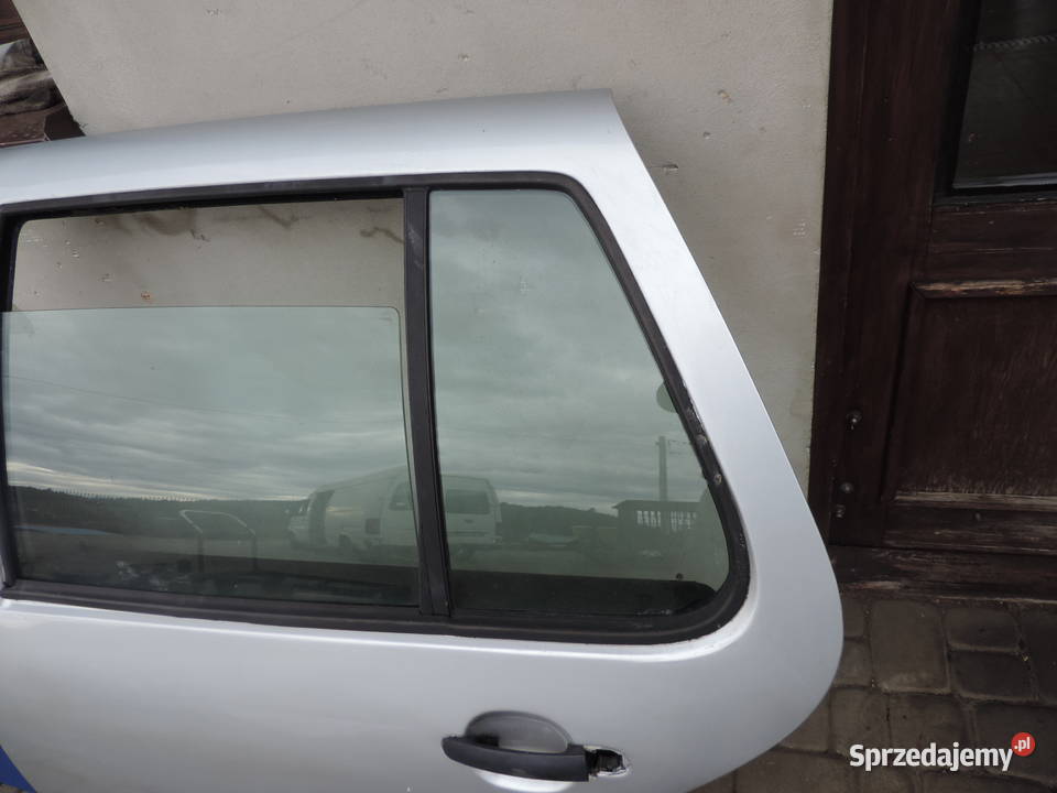 VOLKSWAGEN GOLF 4 5D DRZWI LEWY TYŁ Nowy Sącz