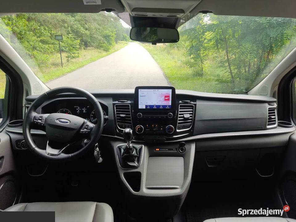 Ford Tourneo Custom 320 L2H1 VA Titanium X Łętownia