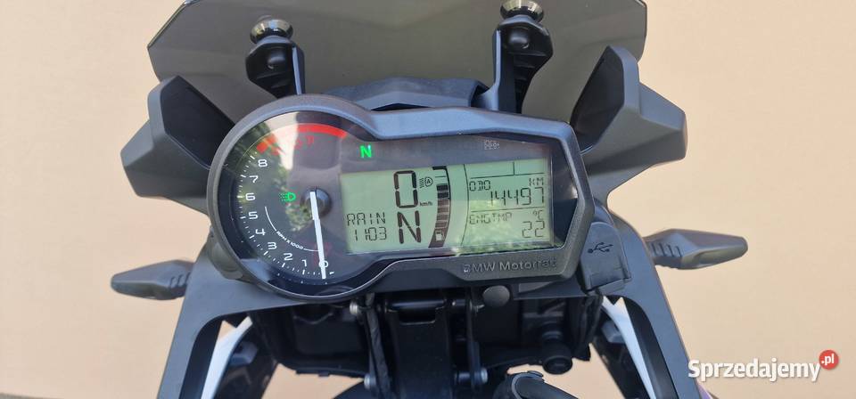 BMW GS BMW GS 750 F750 GS zarejestrowany faktura Rok produkcji 2023 Kargowa sprzedam