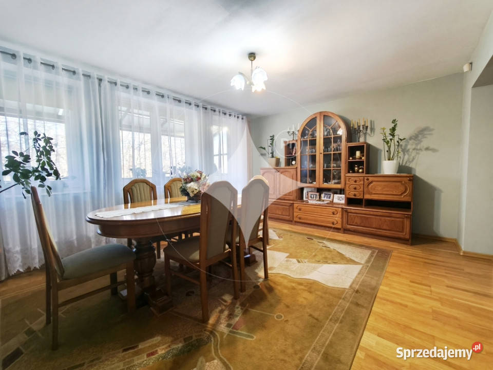 Lokal usługowomieszkalny w centrum Kodnia Ilość pomieszczeń 9 lubelskie