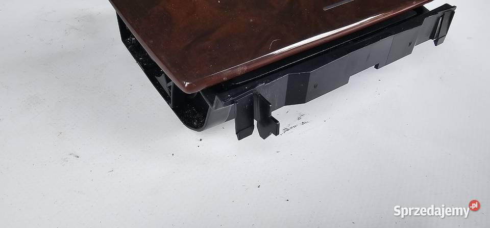 Popielniczka mercedes w203 elegance 2036800852 Popielniczki wielkopolskie Zbąszyń