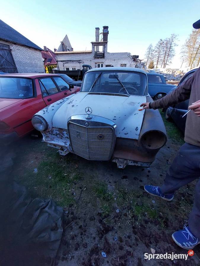 Mercedes w110 do renowacji 190 benzyna Pozostałe Warszawa sprzedam