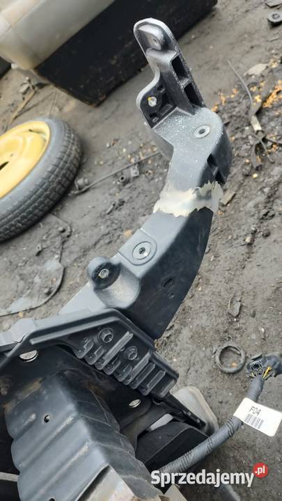 Pas przedni chłodnice kompletny Hyundai i40 lift wielkopolskie Książ Wielkopolski