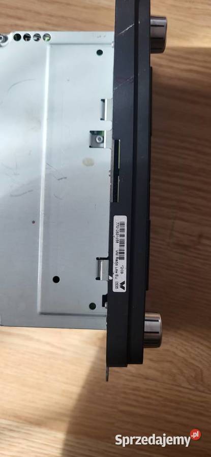 Sprzedam orginalne radio vw touran Narol