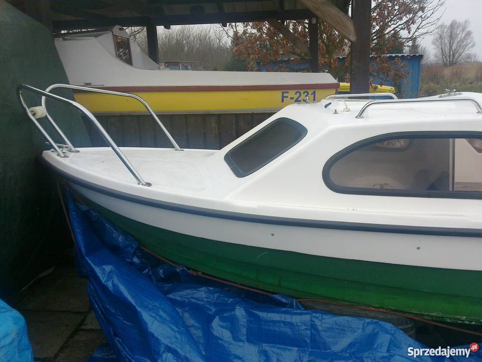 Łódka kabinowa sprzedam