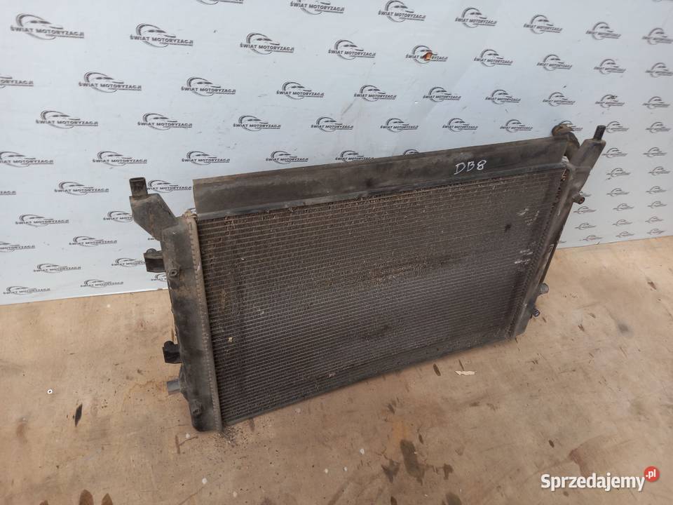 AUDI A3 8P II LIFT 14 TFSI 10r chłodnica wody świętokrzyskie