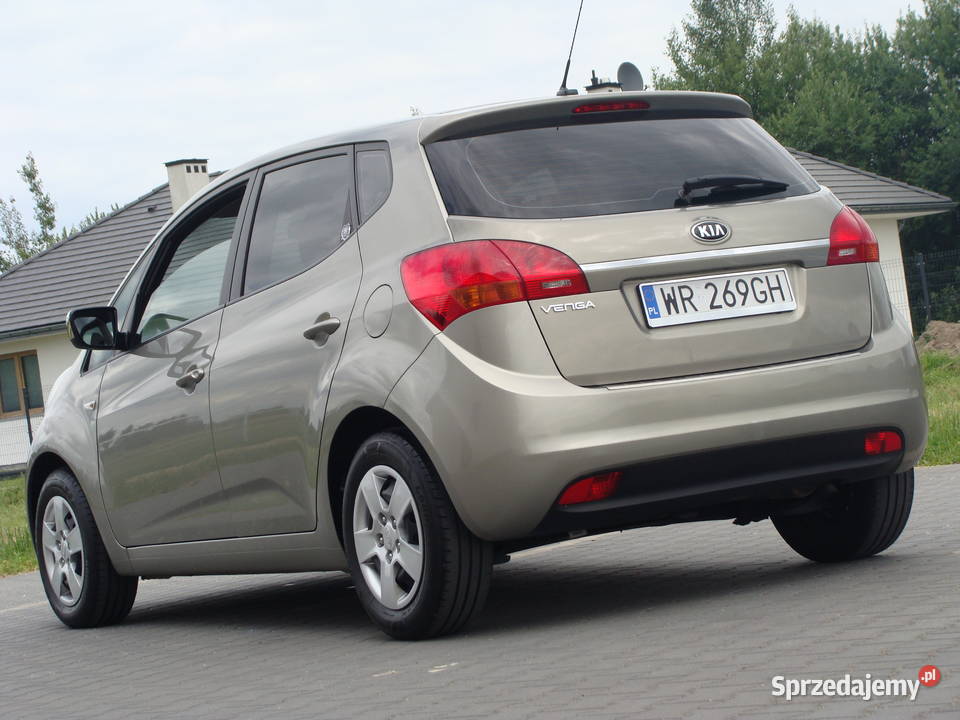 Kia Venga 14 90 benzyna serwisowany klimatyzacja Rok produkcji 2015 sprzedam