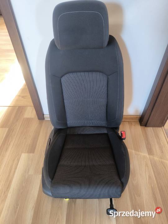 Komplet foteli VW Passat b8 kombi ErgoComfort Wrocław