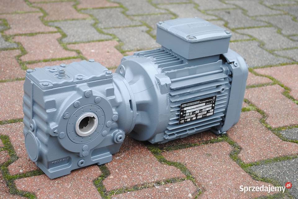 Motoreduktor kątowy 11kw 83obrmin SEW typ Kargowa